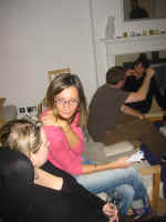 linda_rachel.jpg (109722 bytes)