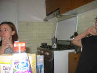 aitken_kitchen.jpg (98039 bytes)