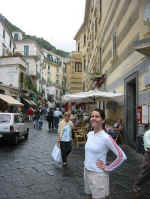 kt_street.jpg (309666 bytes)